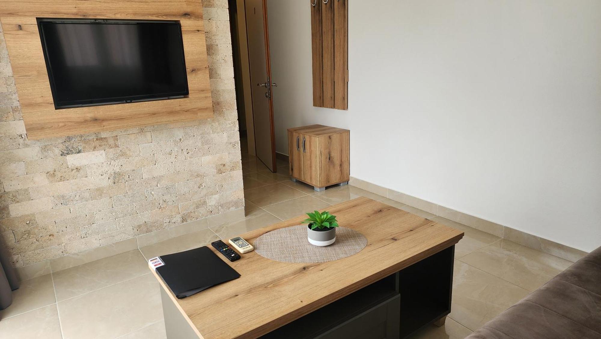 "House Muenster" Bed&Breakfast - Ulcinj Donji Stoj Room photo